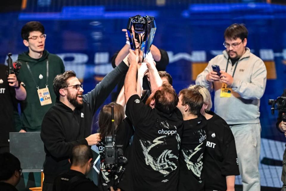 麻将中的吃碰杠含义（麻将术语吃、碰、杠的含义解析）