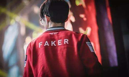 扑克不是每手都要赢（打扑克不必每一手都赢）