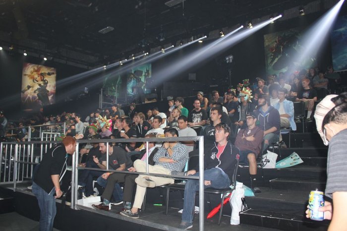 StarLadder StarSeries Fall 2025 小组赛将在线举行